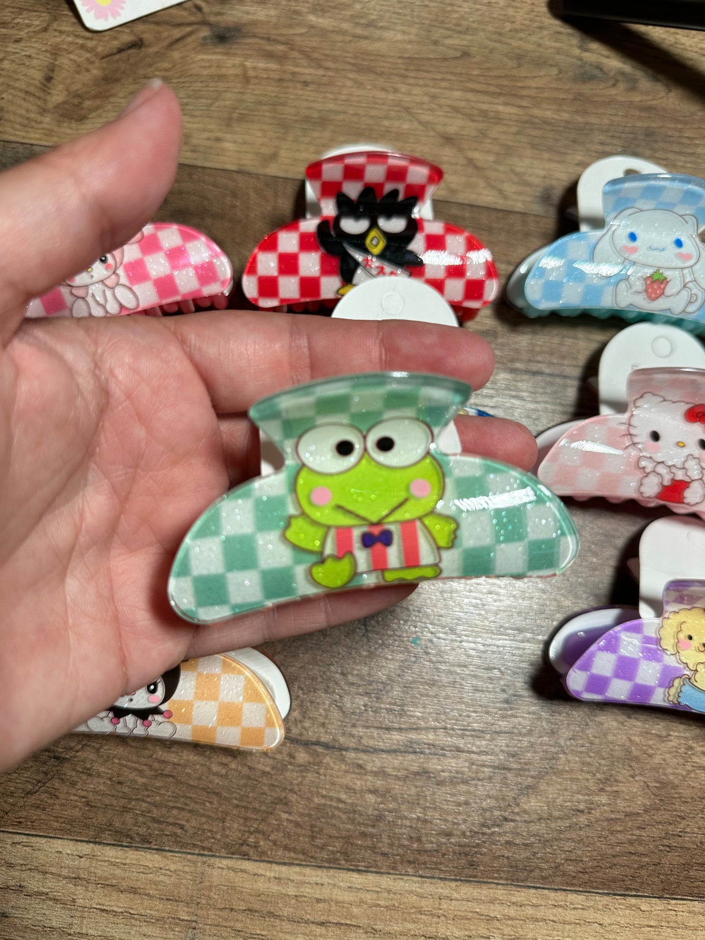 Kawaii hair claw checkered