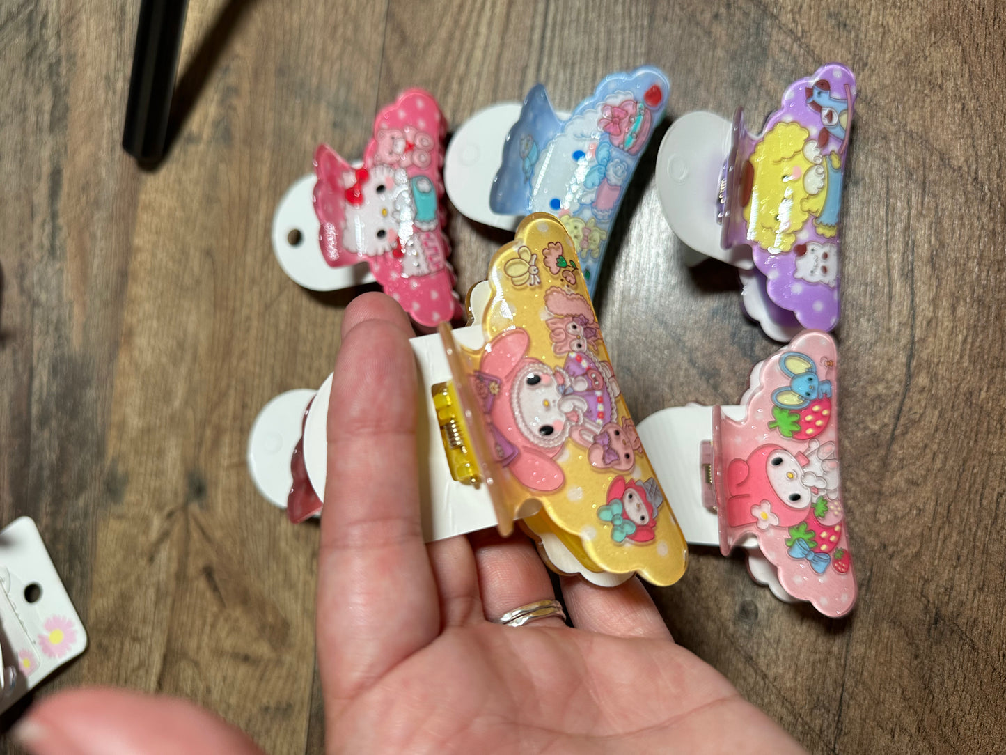 Kawaii hair claw