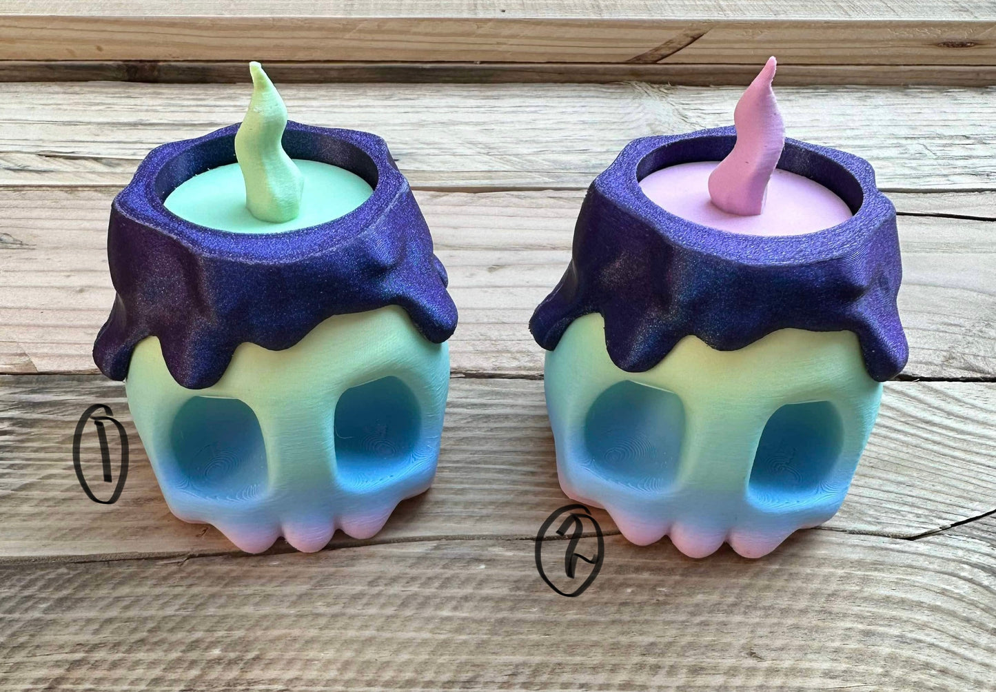 CheeserFox designs skull container